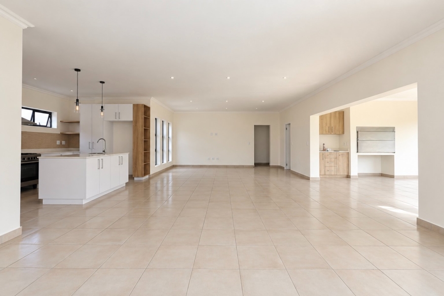 3 Bedroom Property for Sale in Le Grand Golf Estate Western Cape